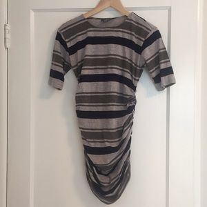 A pea in the pod maternity shirt/tunic